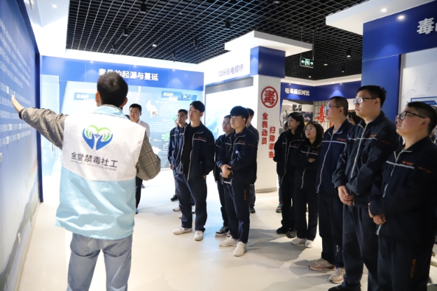 071f3ca477f8658e506bb5bd48893571.jpg 071f3ca477f8658e506bb5bd48893571.jpg