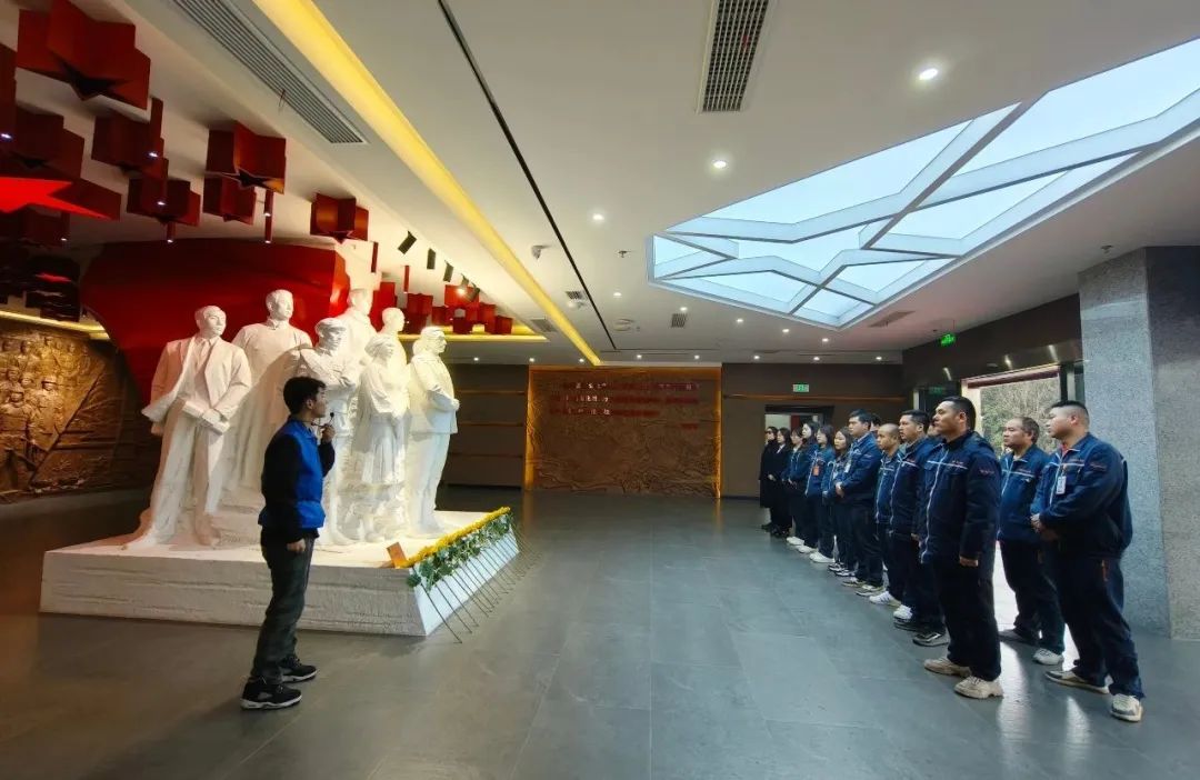 833fd80cb521e052a1807bb5f6abafb8.jpg 833fd80cb521e052a1807bb5f6abafb8.jpg