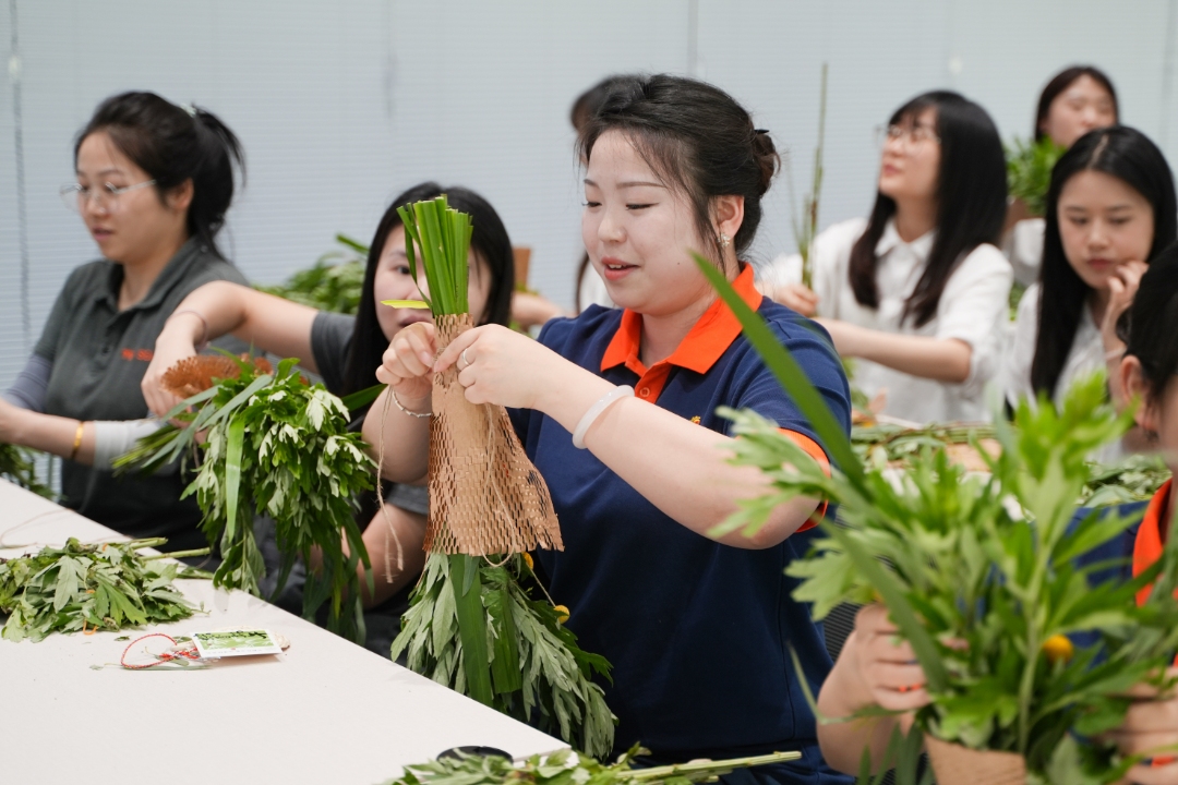 e52679579562f11f548f855333e12550.jpg e52679579562f11f548f855333e12550.jpg